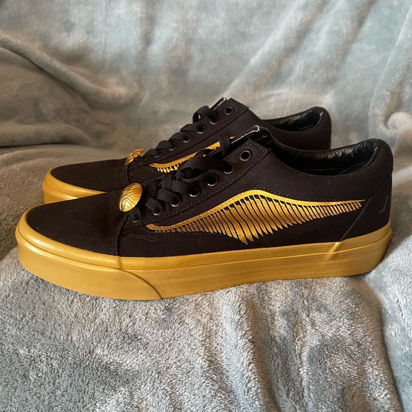 Harry Potter golden snitch vans old skool size 10.5 - Picture 3 of 9